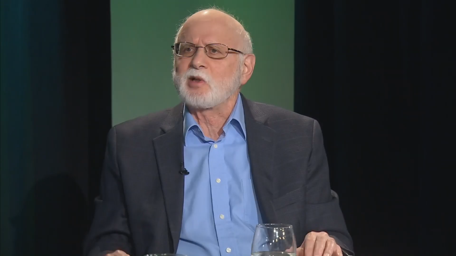 Future Talk: Smart Robots: Promises and Perils